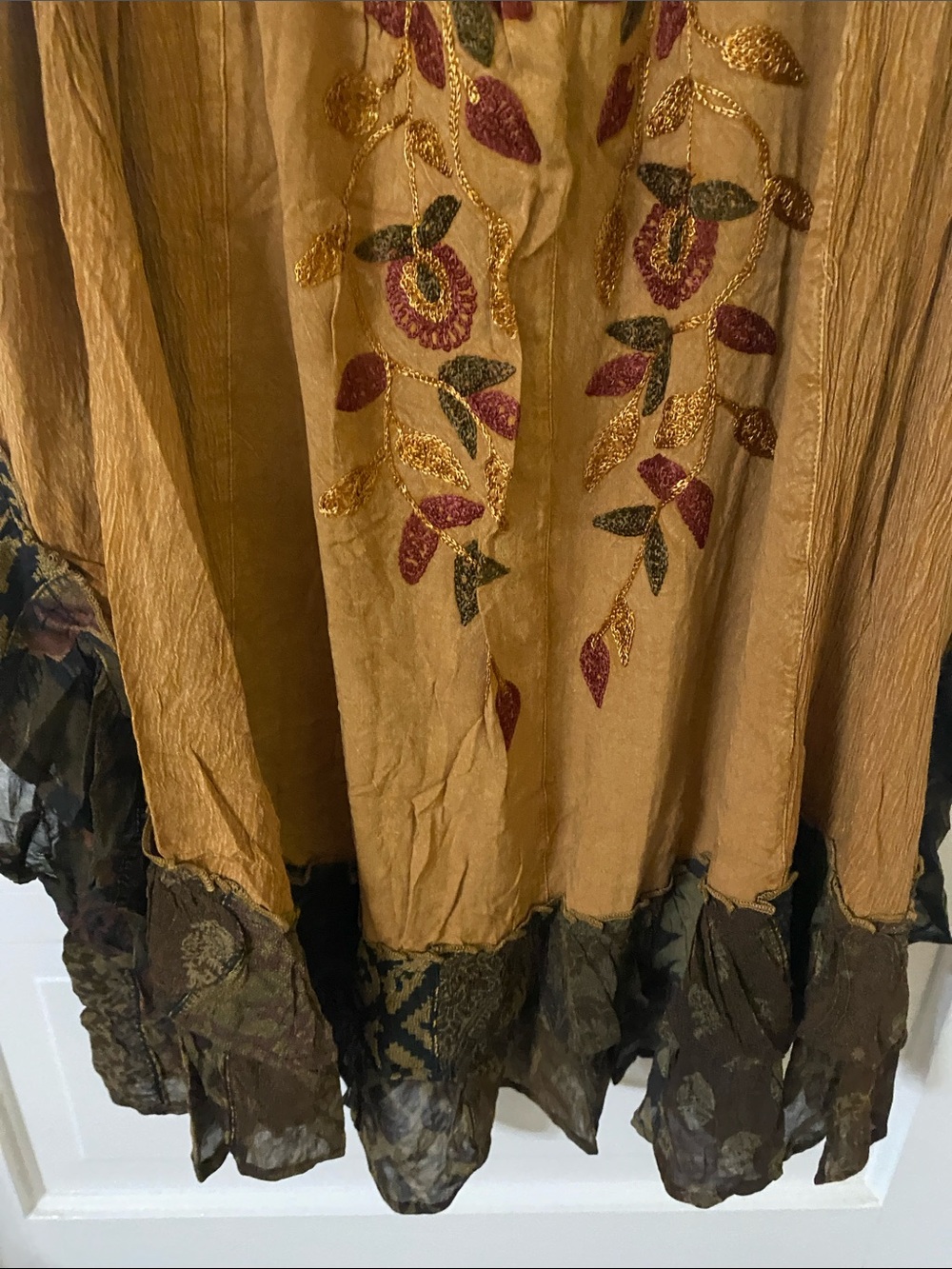NWT Young Threads Bohemian Floral High-Low Skirt - Size Medium - Picture 6 of 8